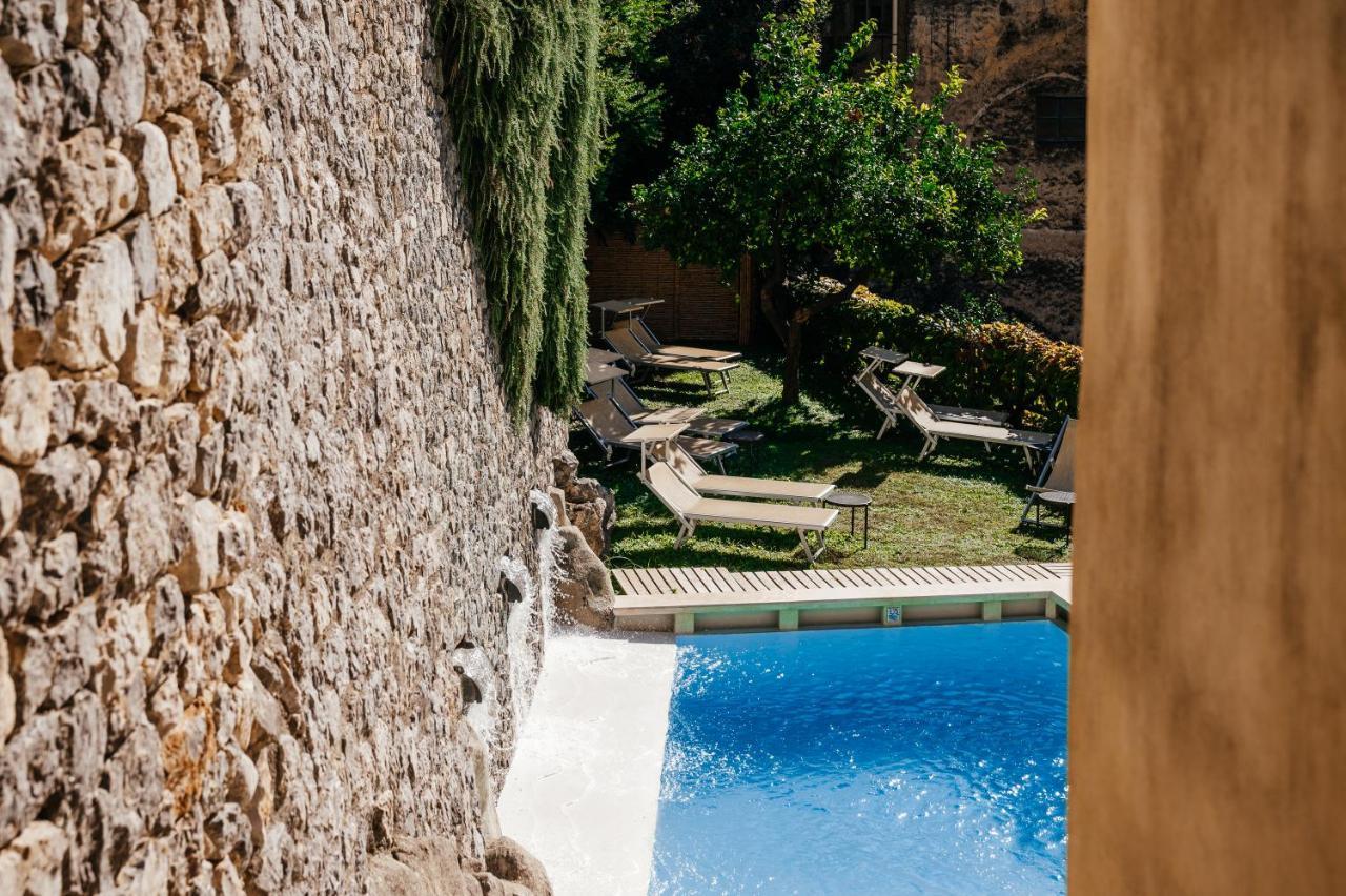 Amalfi Resort Buitenkant foto