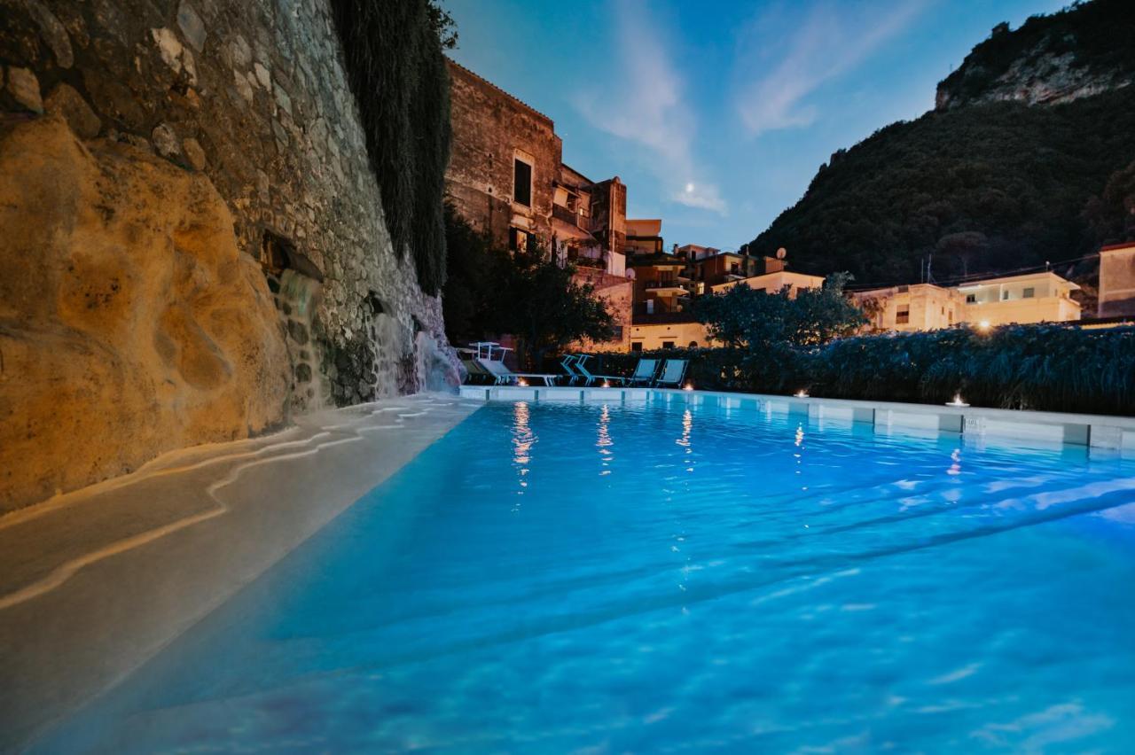 Amalfi Resort Buitenkant foto