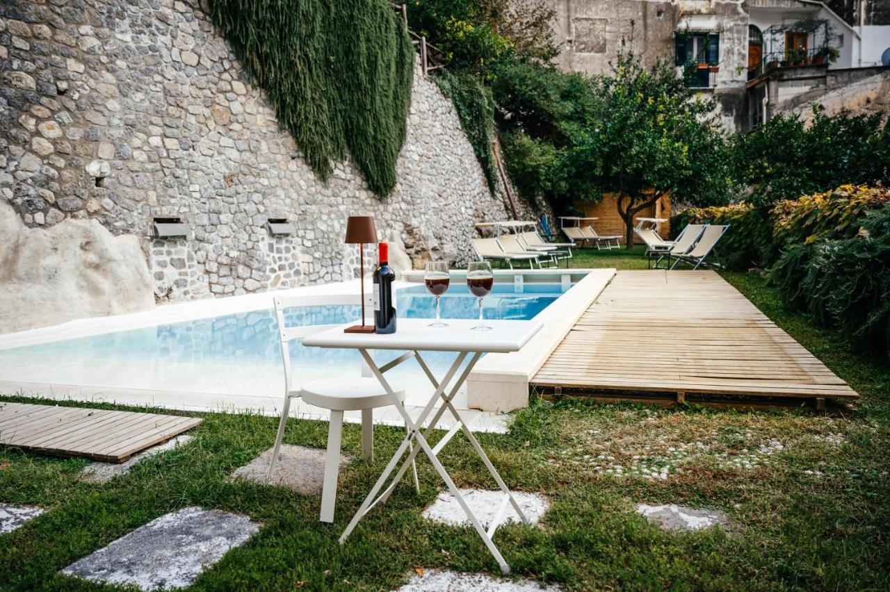 Amalfi Resort Buitenkant foto