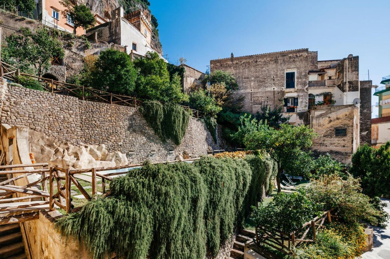 Amalfi Resort Buitenkant foto