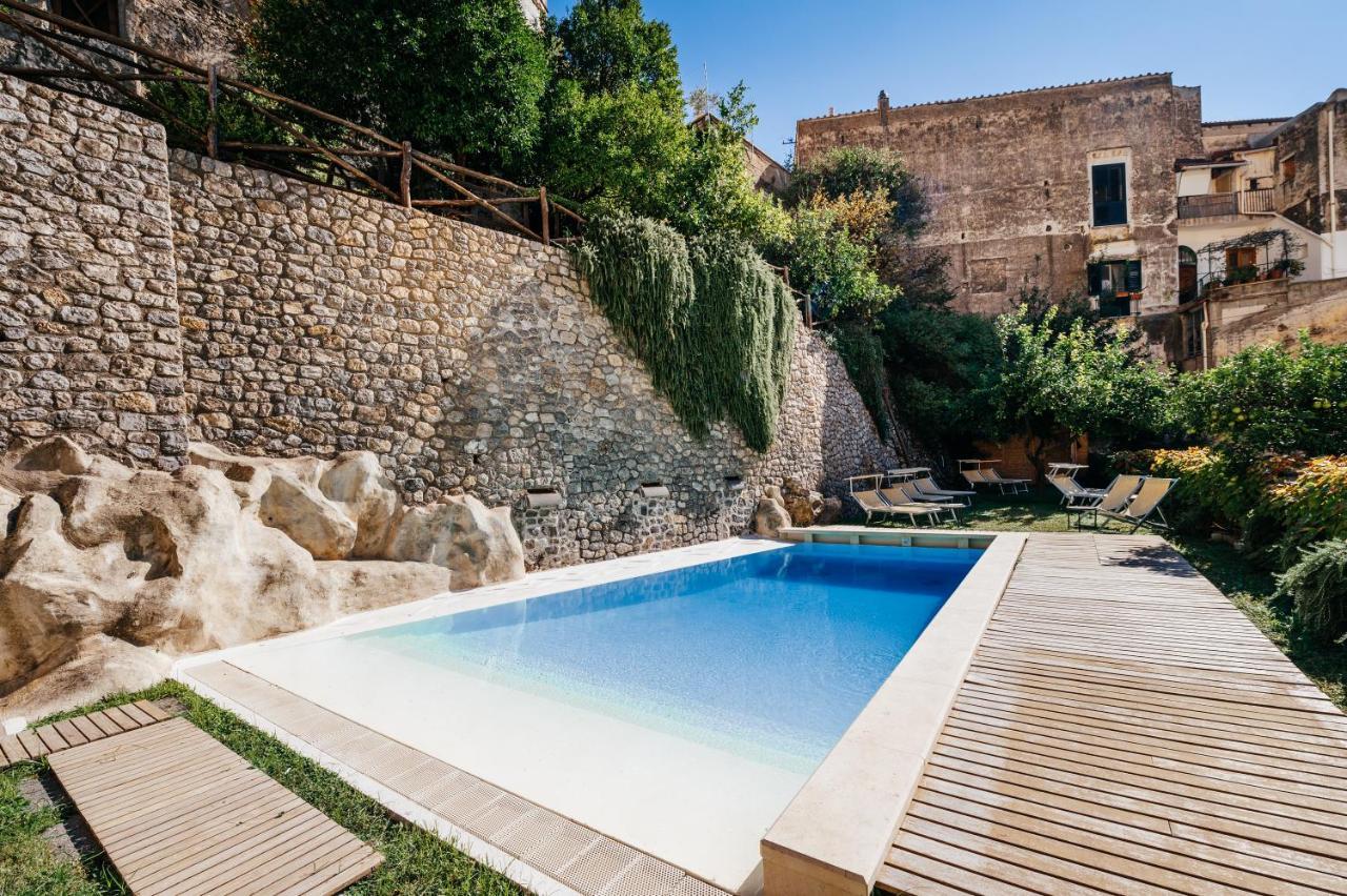 Amalfi Resort Buitenkant foto
